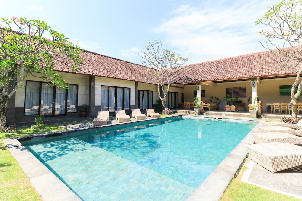 Bali Merita Villa 65/68