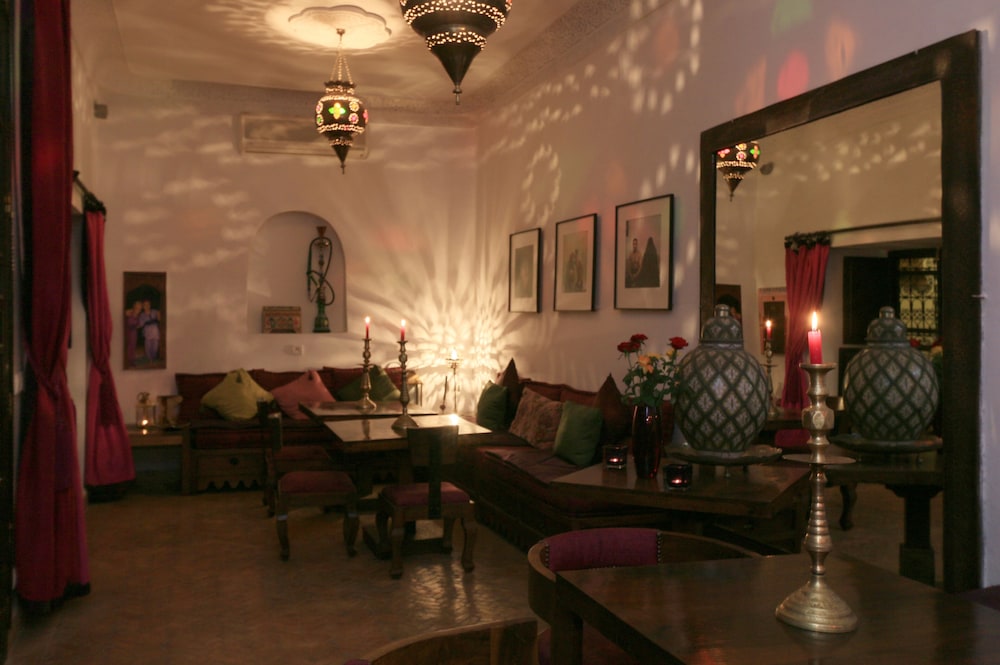 Riad Houdou 59/77