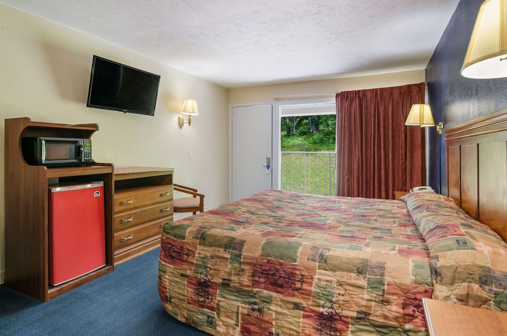 volunteer inn at church hill