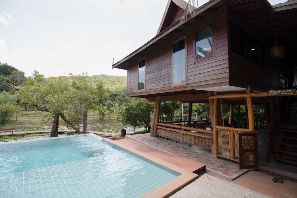 Royal Train Garden Resort 38/50