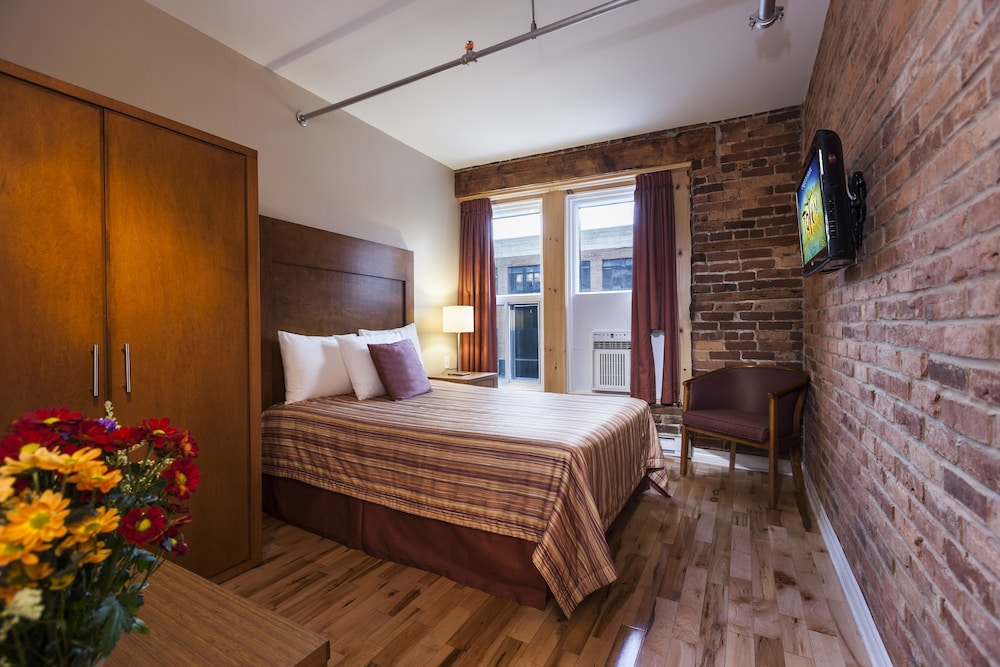 Hotel Quartier des Spectacles 12/63