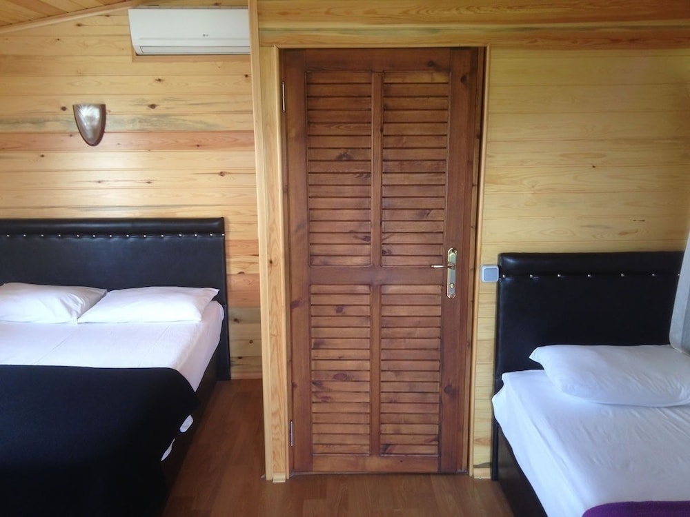 Ataol Beach & Bungalows 10/40