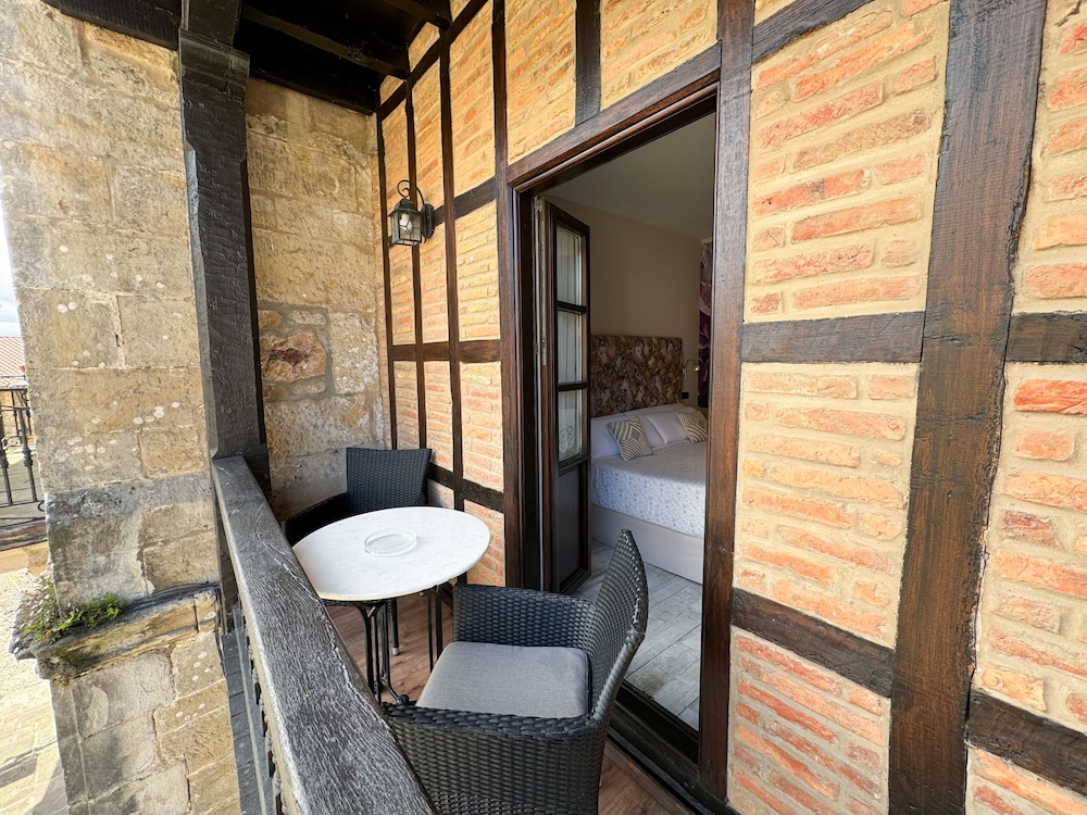 Suites con Jacuzzi Santillana 35/45