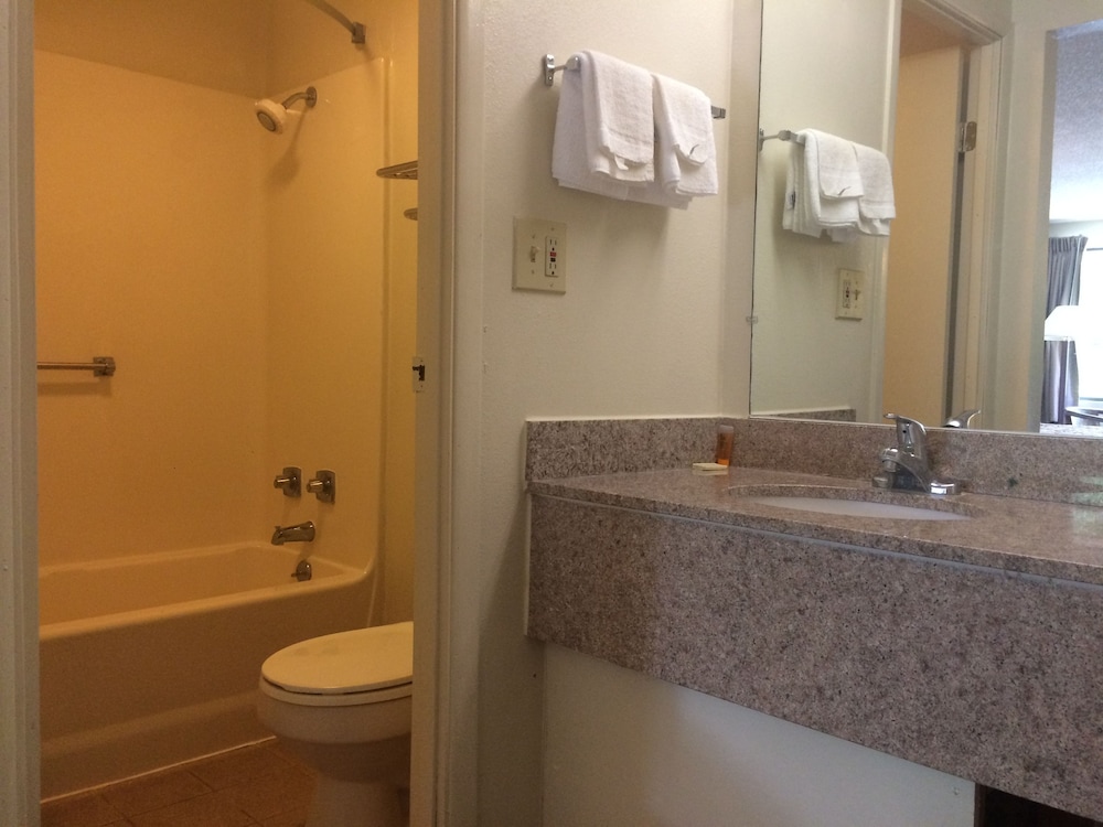 Motel6 Salem, VA 21/52