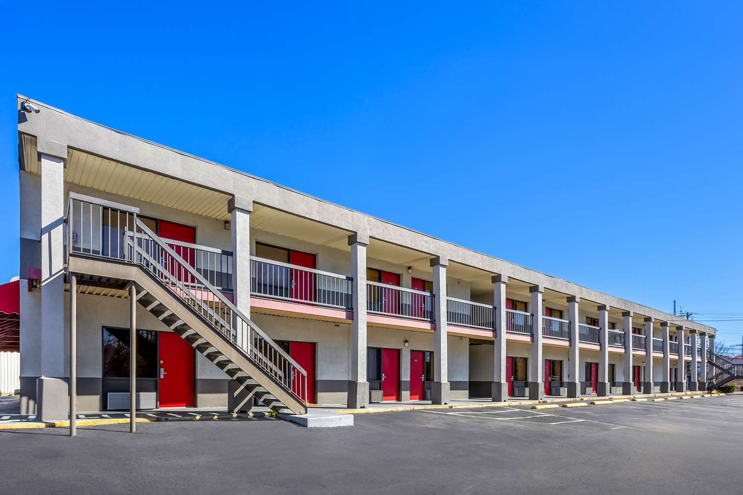Americas Best Value Inn Ft Jackson 30/32