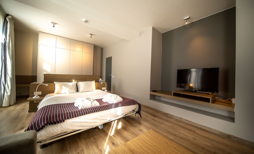 Hotel Saint Sauveur 7/50