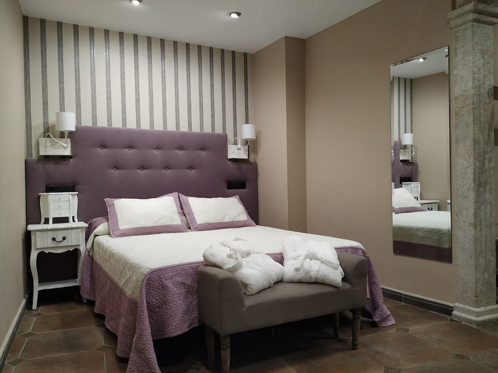 Hotel Arcos Catedral 16/24