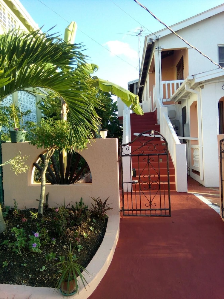 LeMarida Suites 36/48