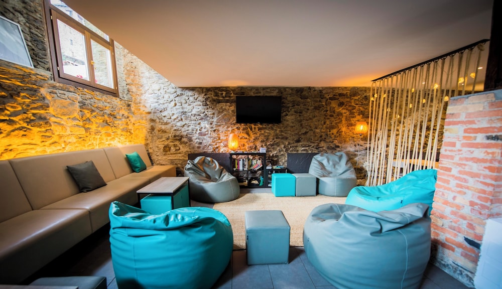 Mountain Hostel Tarter 25/50