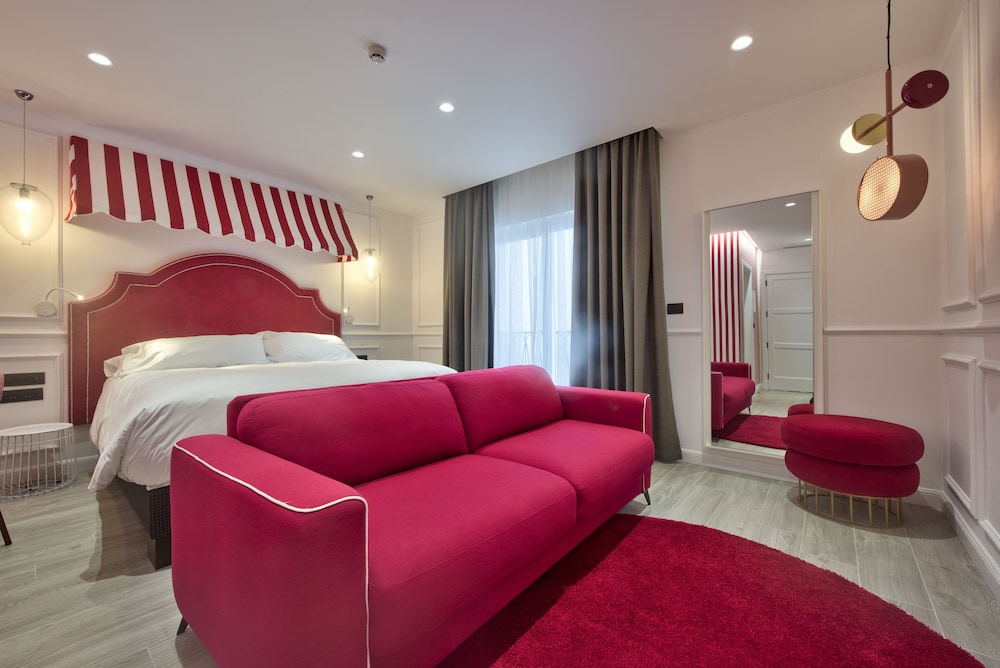 Holm Hotel And Spa 64/76