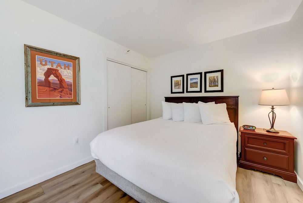 Silver King Hotel 16/75