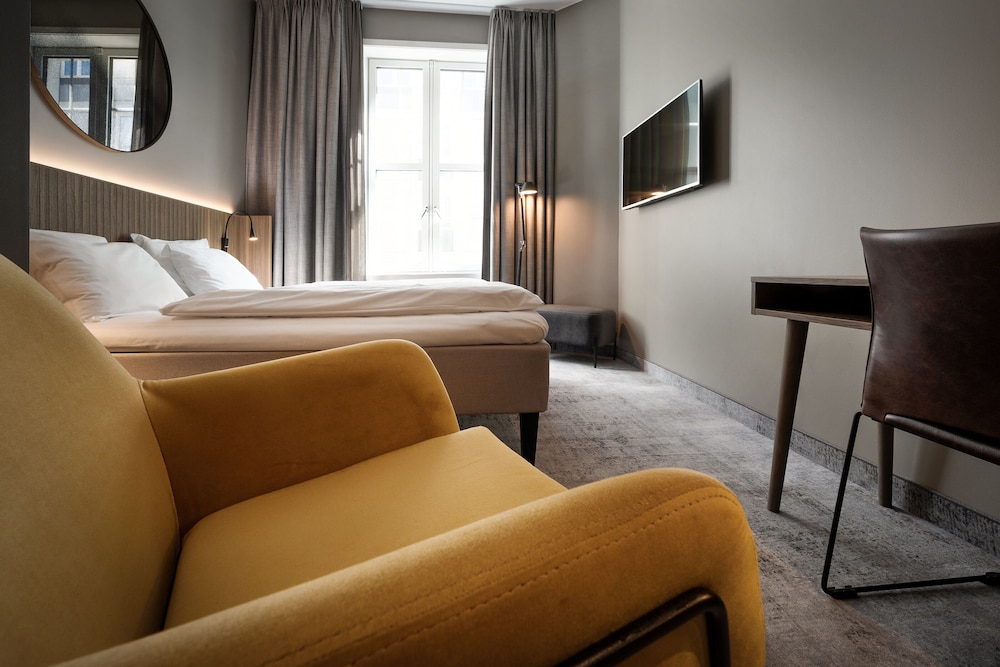 Karl Johan Hotell 28/38