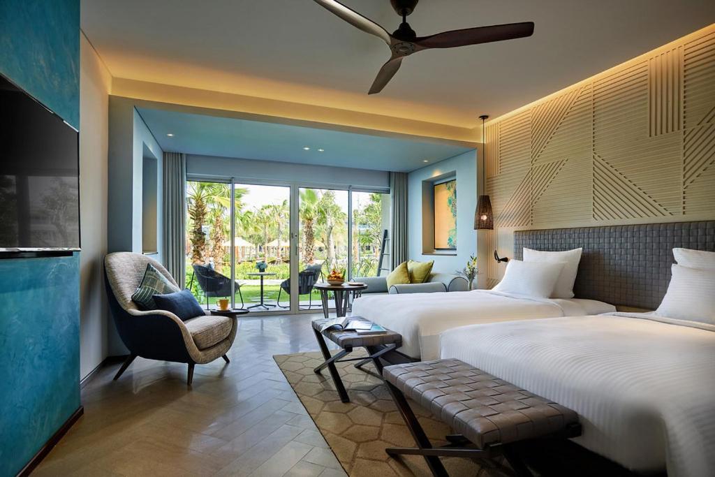 2 Bedrooms, Family Suite, Executive, Resort View