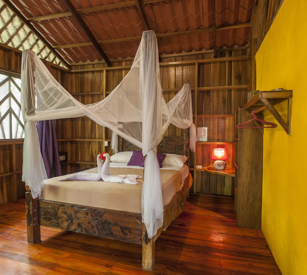 Tierra De Sueños Lodge And Wellness Center 8/50