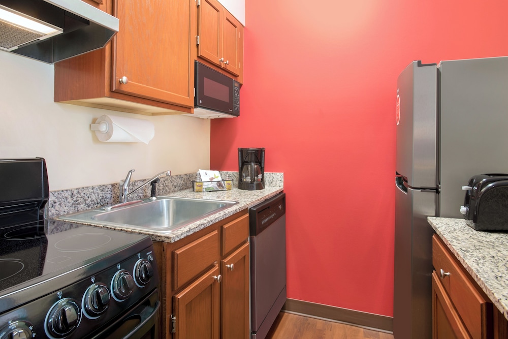 TownePlace Suites Gaithersburg by Marriott 47/49
