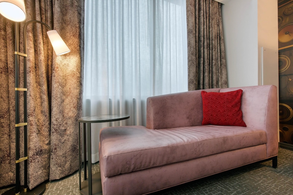 Cambria Hotel Nashville Downtown 41/56