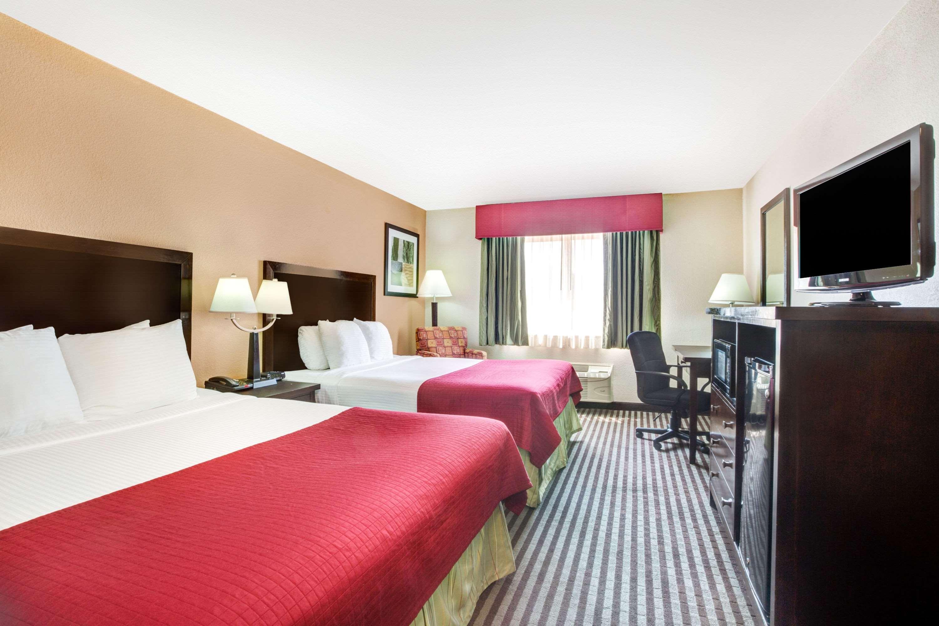 Room, 2 Queen Beds