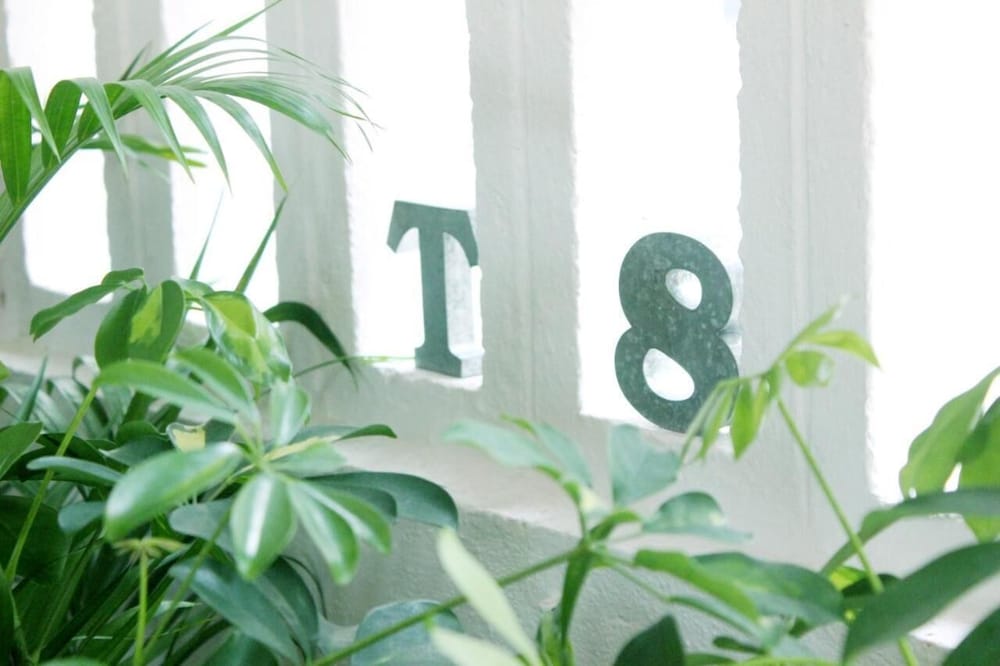 Okinawan. Sweet Home.T-8 33/34