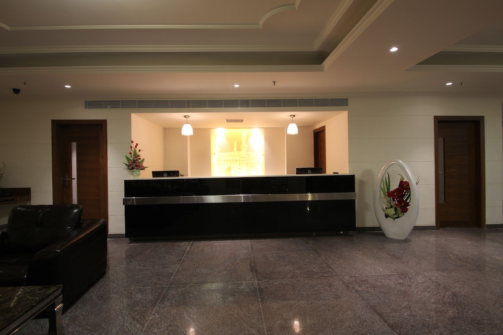Hotel Hyderabad Grand 3/42