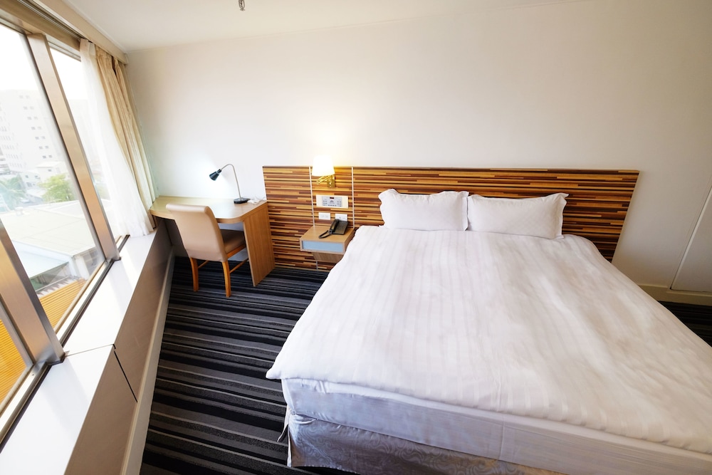 ROOM, SINGLE, DOUBLE BED
