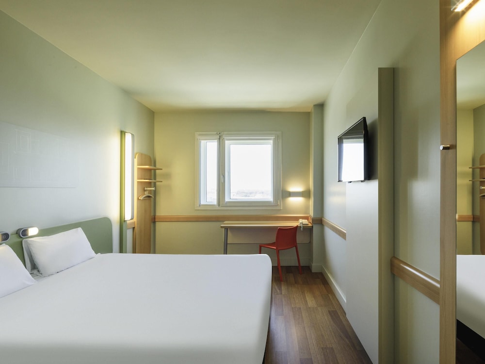 ibis budget Malaga Aeropuerto Avenida Velazquez 9/46