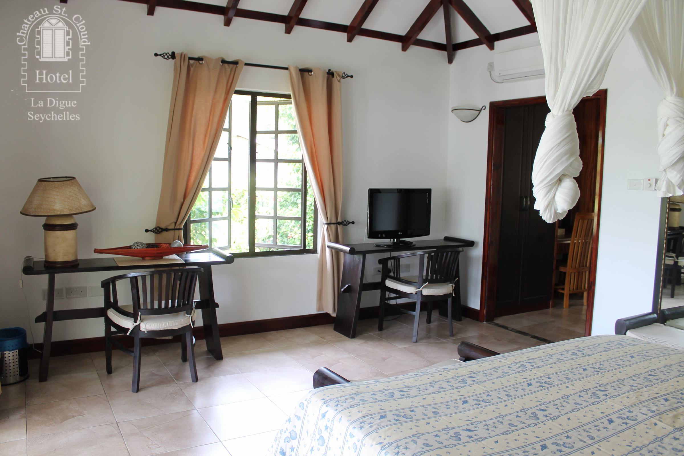 CHATEAU ST CLOUD 15/31