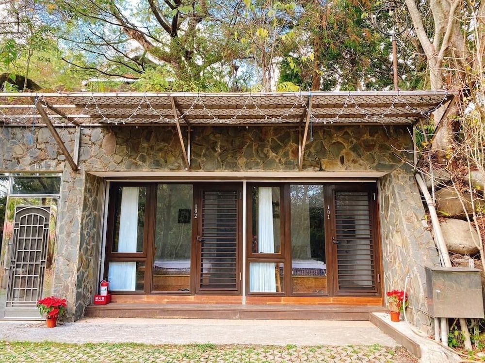 Ailiga Travel Villa 4/57