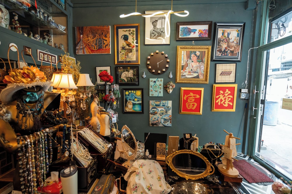 The Unforgotten B&B 29/50