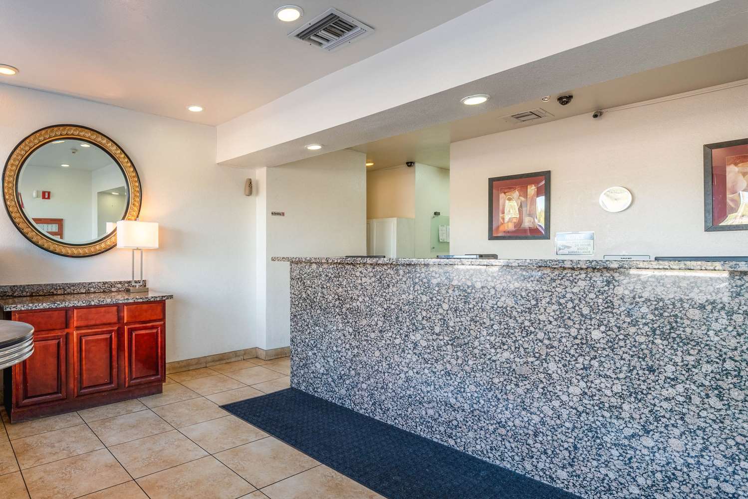 Rodeway Inn Phoenix North I-17 4/18