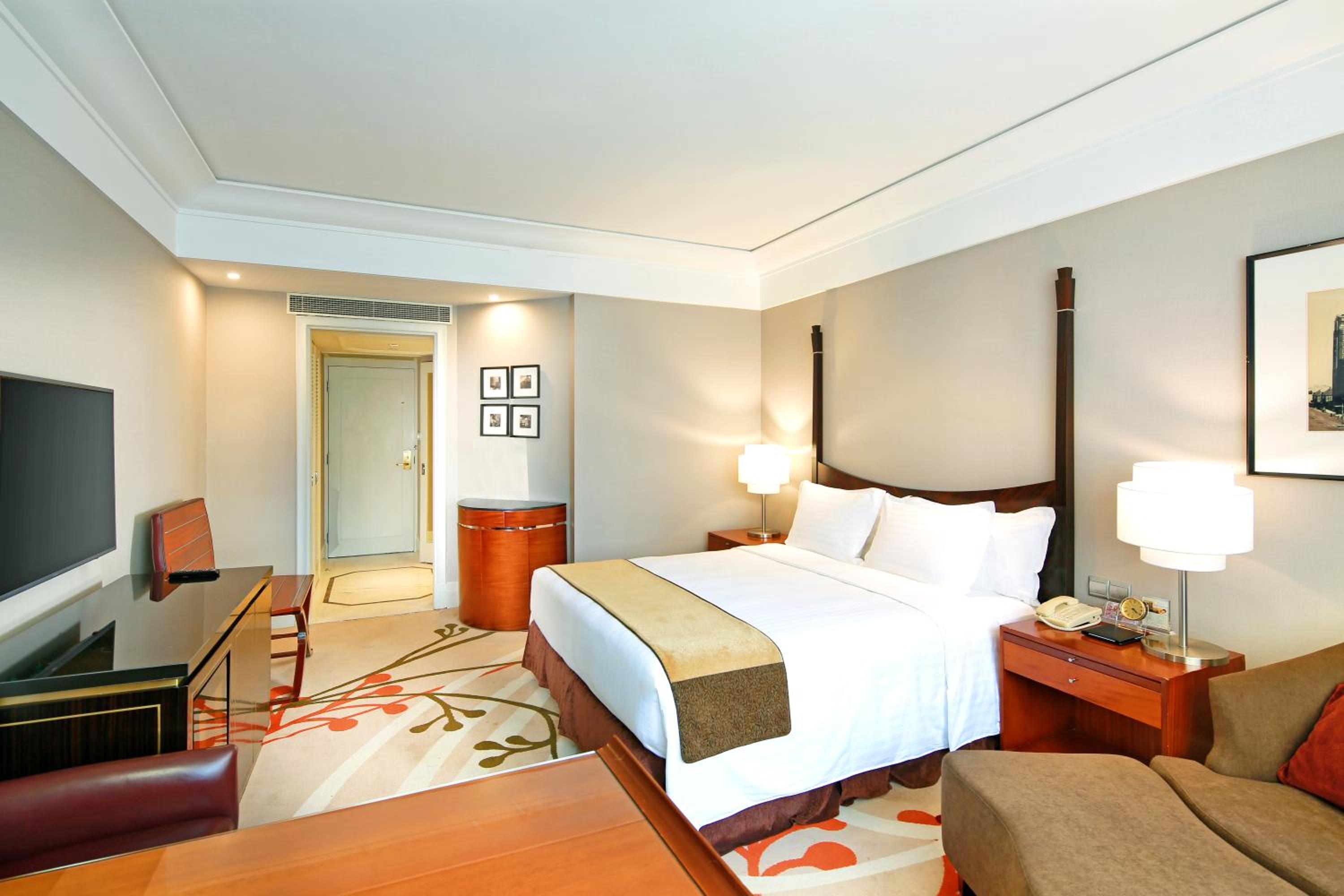 Grand, Garden, Deluxe, King Bed, Queen Bed