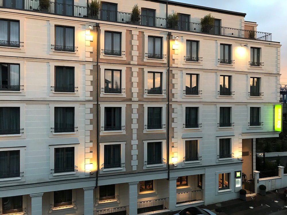 Ibis Styles Clamart Gare Grand Paris 1/65