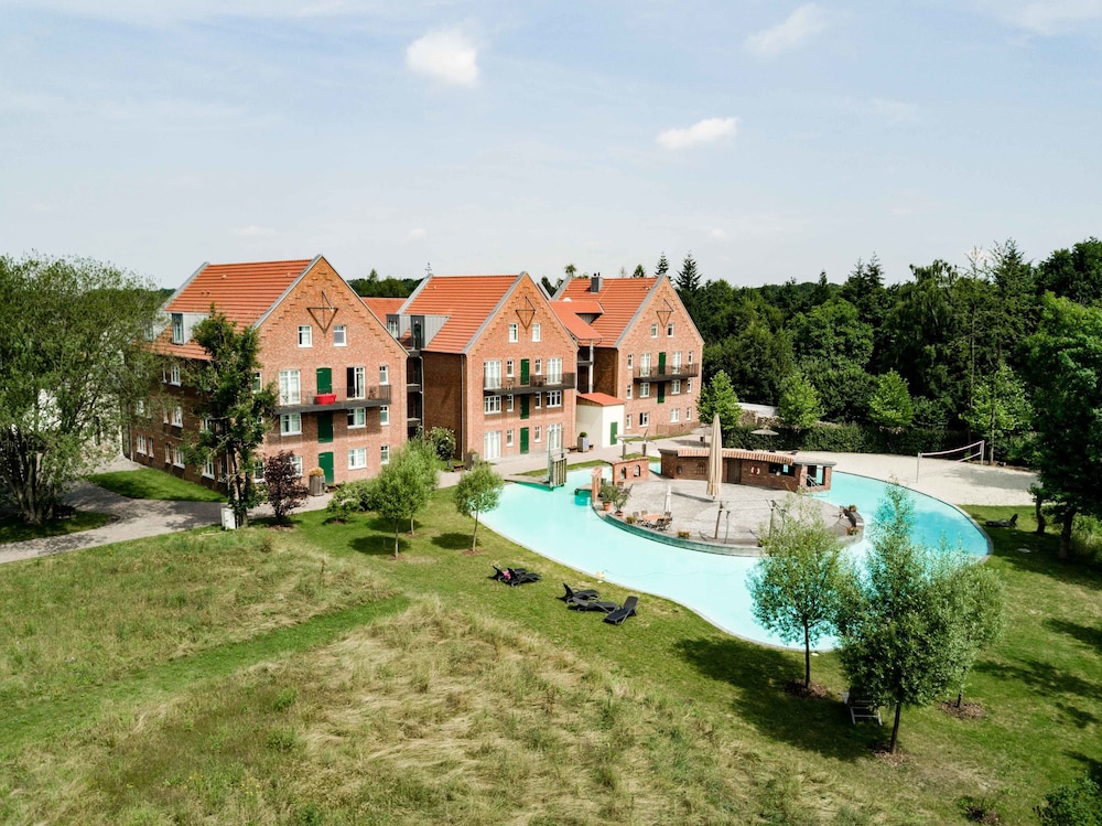 LANDHOTEL HOF BEVERLAND 64/69