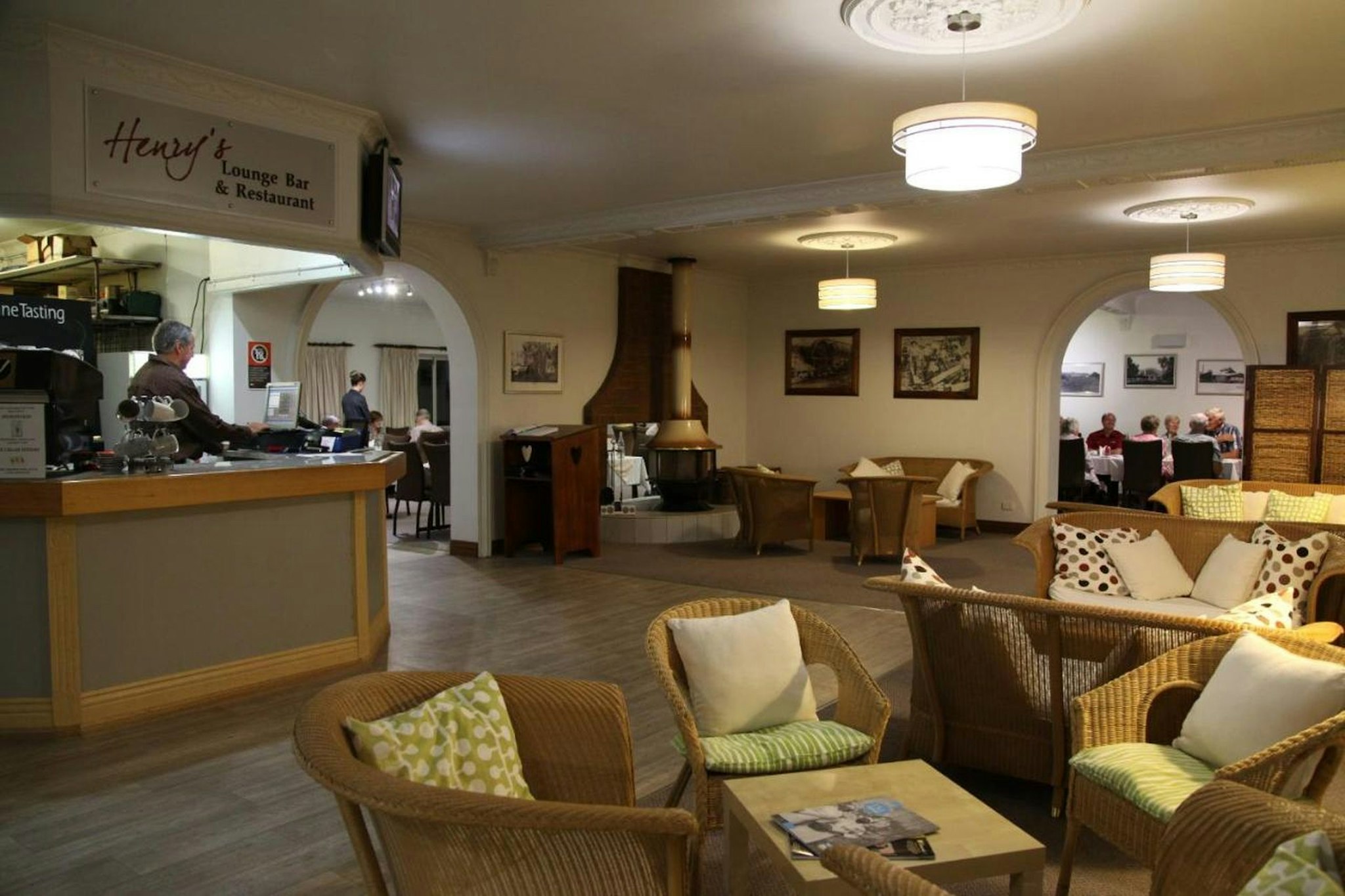 The Henry Parkes Tenterfield Ex Best Western 34/46