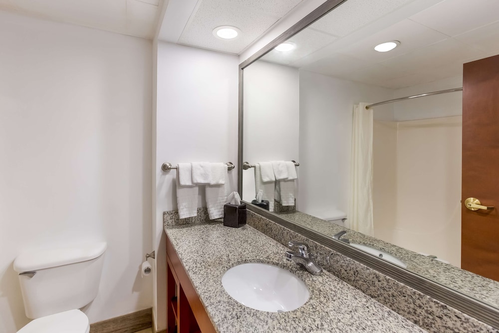 Best Western Logan Inn 14/31