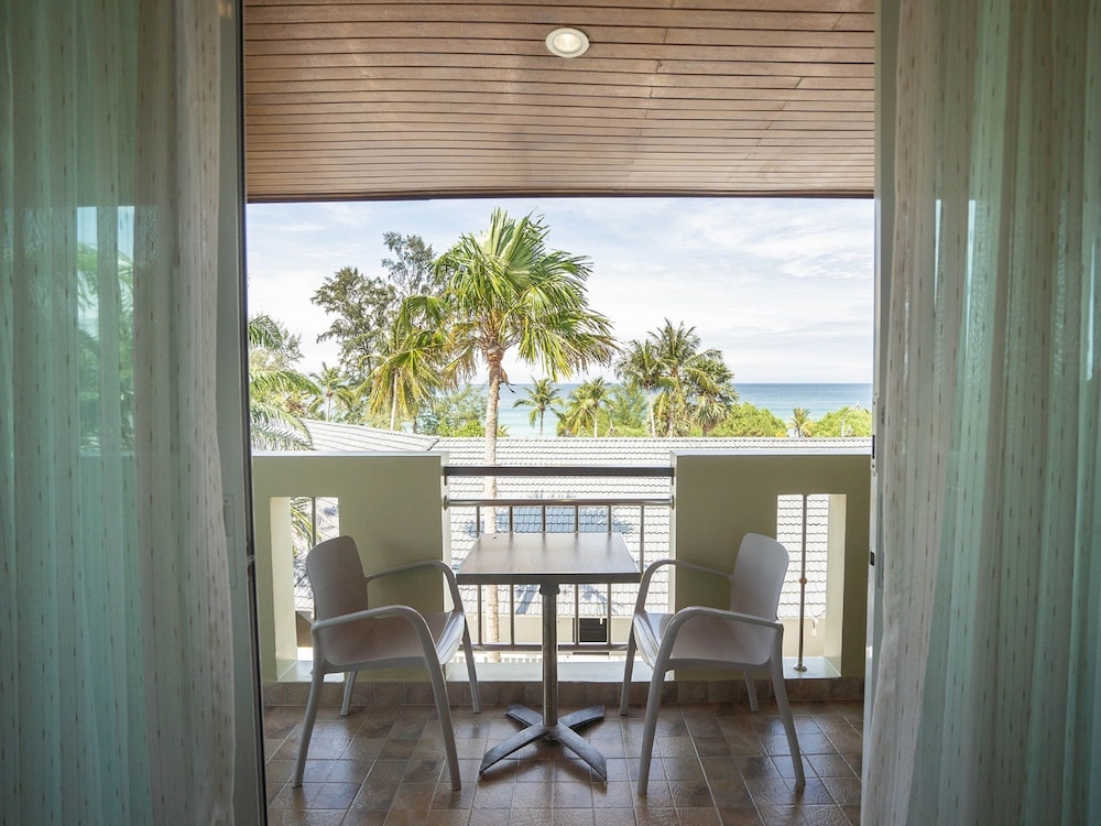 Baan SaiLom Resort Karon Phuket 24/49