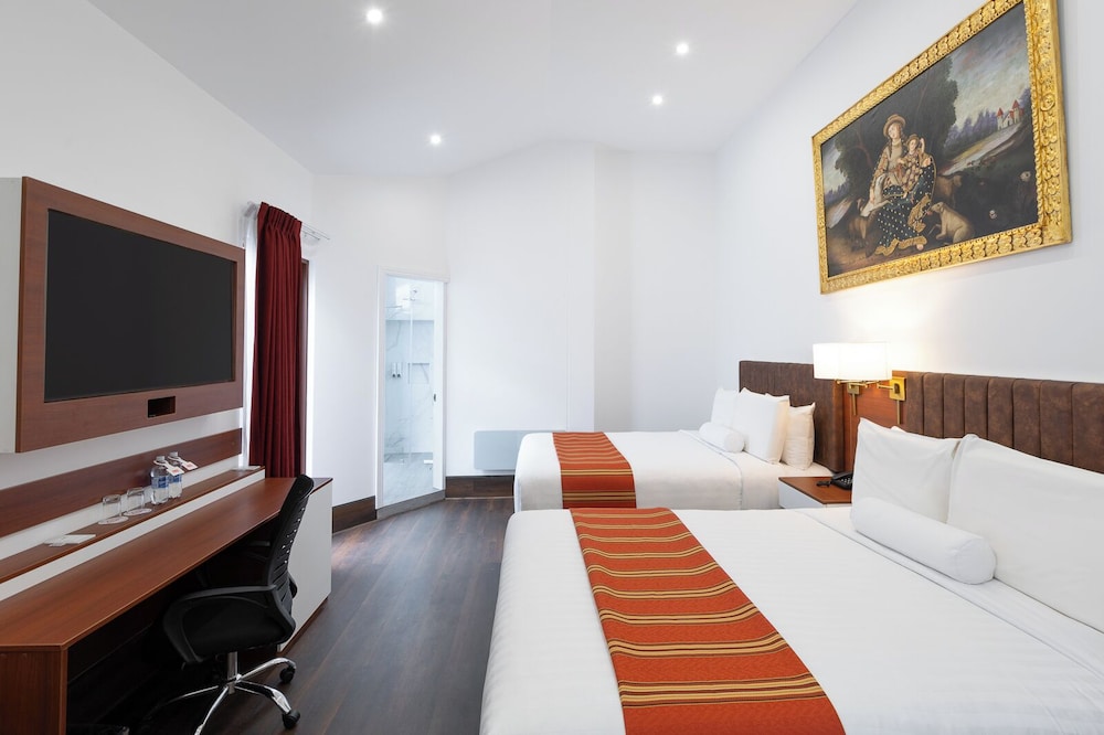 SUITE, 2 QUEEN BEDS