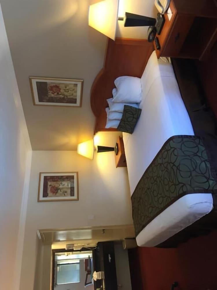 Chula Vista Inn 32/61