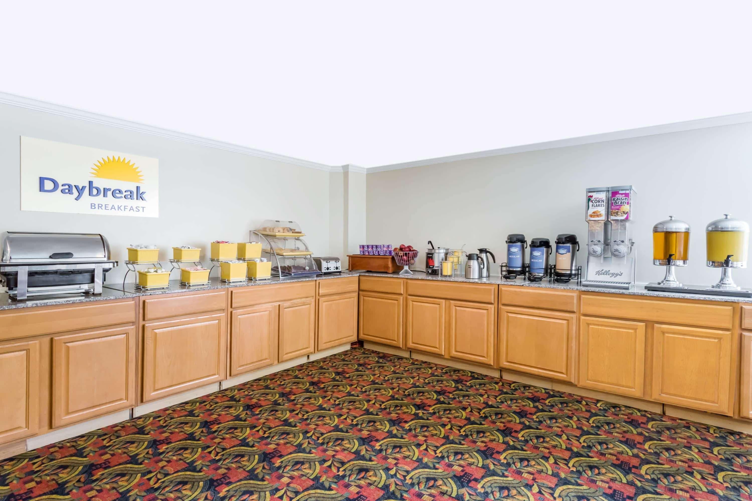 Days Inn by Wyndham Williamsburg Historic Area 3/17