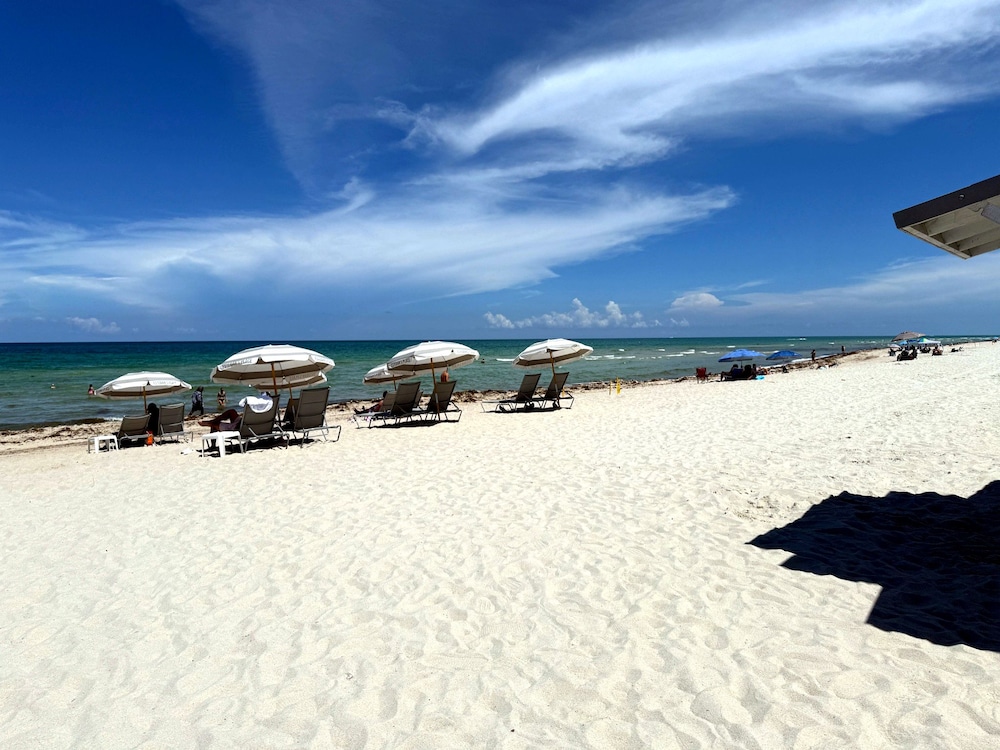 Castle Beach Suites By Miarentals 66/70