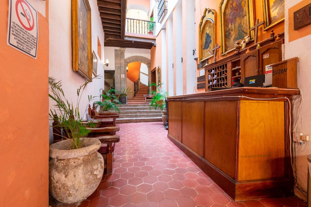 Hosteria Del Frayle 9/69