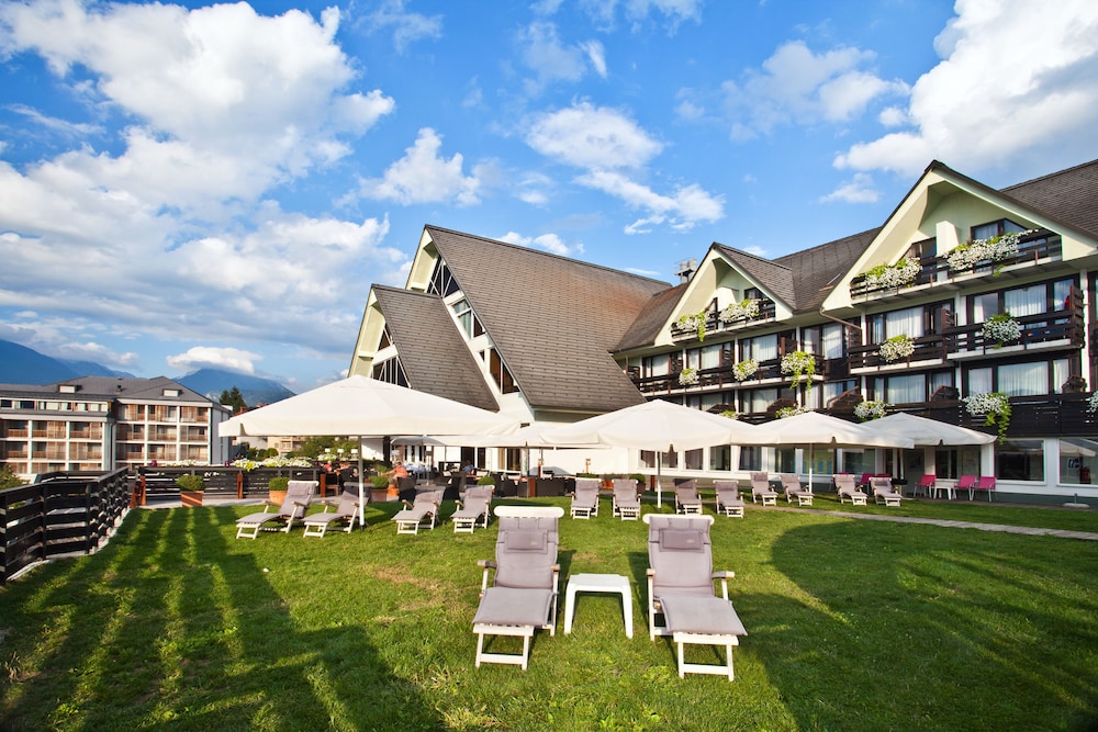 Hotel Kompas 45/48