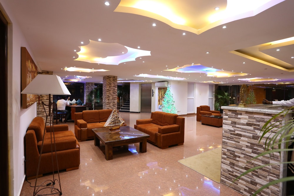 Euro Lanka Hotel 36/51