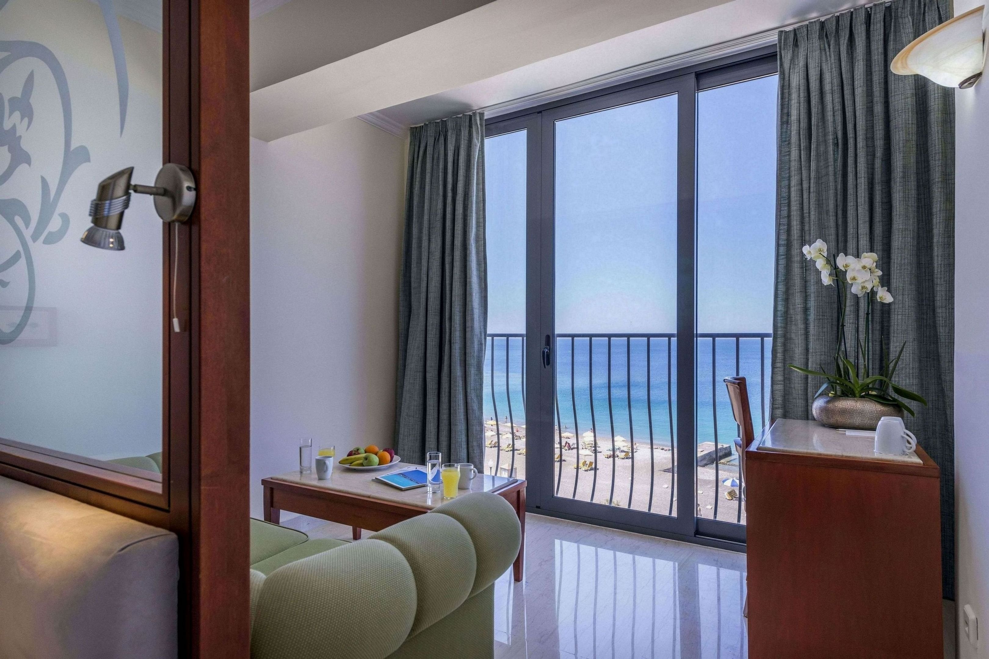 Room, Twin Beds, Sea View