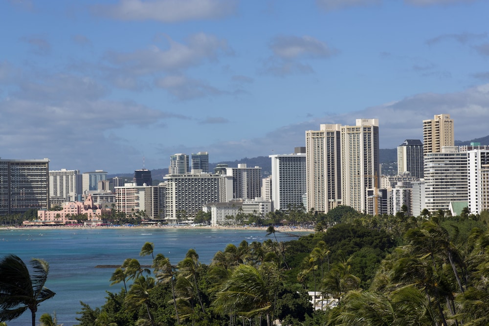 Lotus Honolulu At Diamond Head 56/61