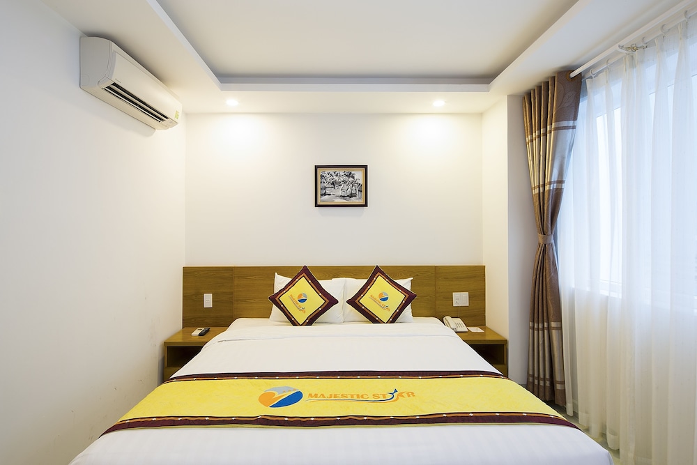 Majestic Star Hotel 35/66