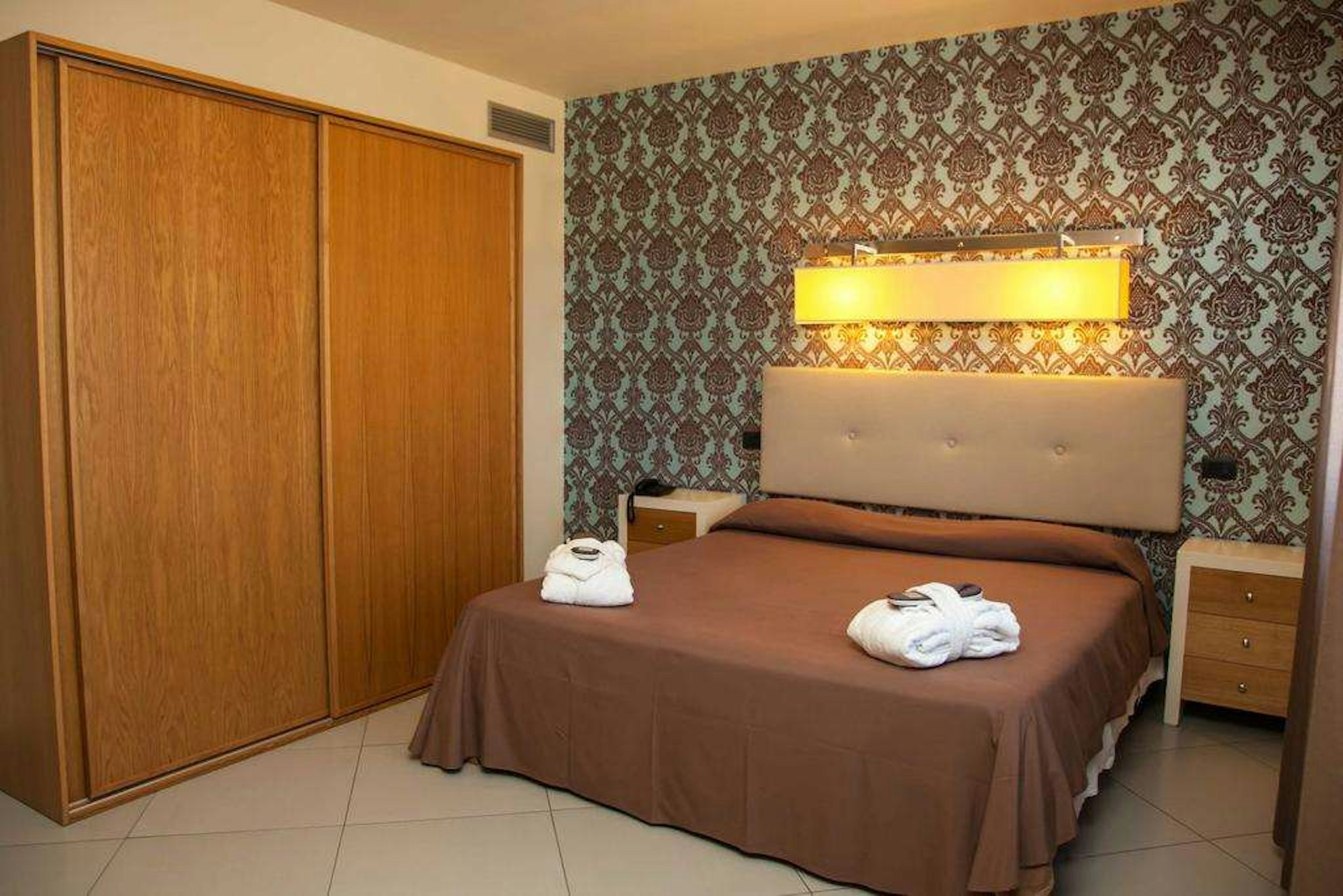 4 Spa Resort 24/47