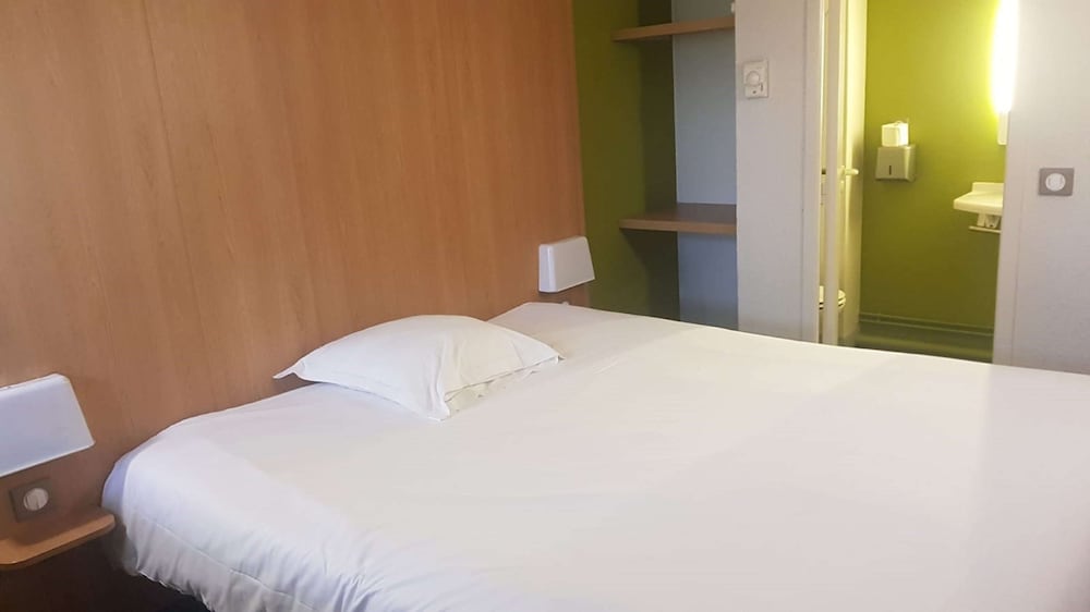 B B Hotel Poitiers 2 22/44