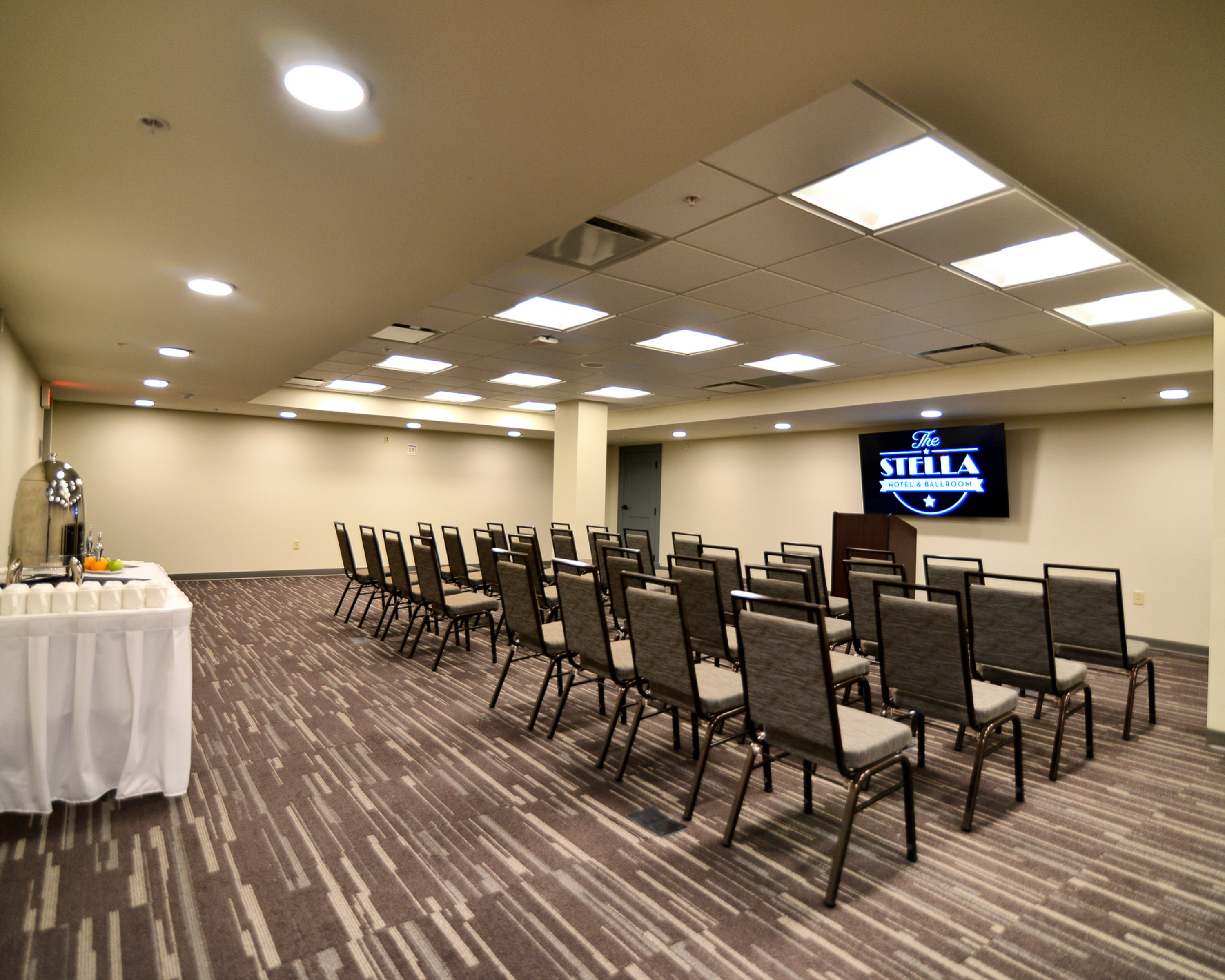The Stella Hotel and Ballroom 65/66