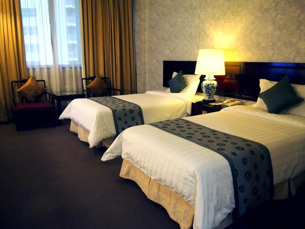 Hotel Royal Singapore 16/70