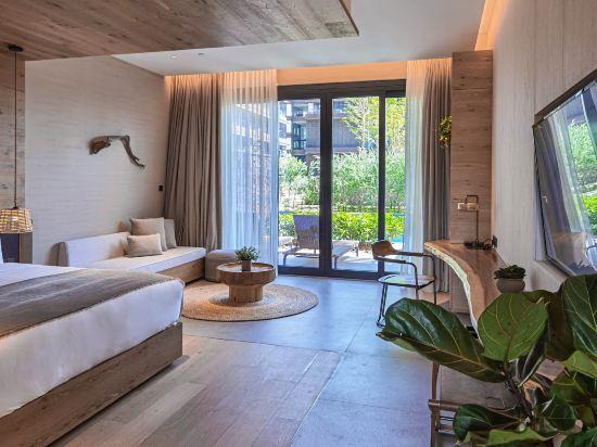 Pool, Select, Double Bed